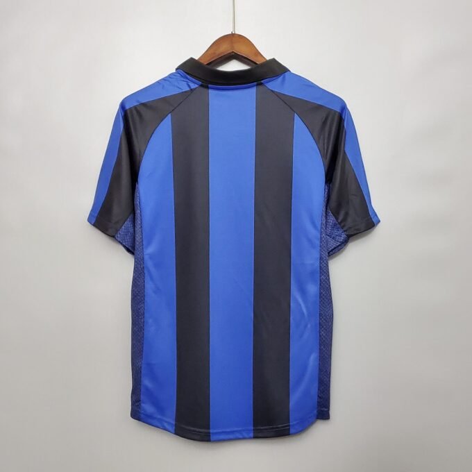 Inter Milan Home Football Jersey 2001/2002 - Image 3