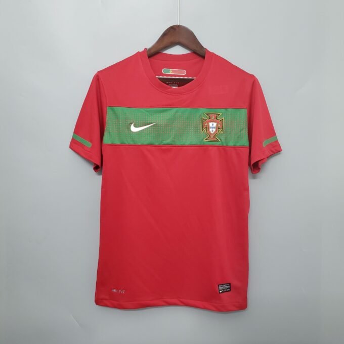 Retro Portugal Home Football Jersey 2010/2011 - Image 2