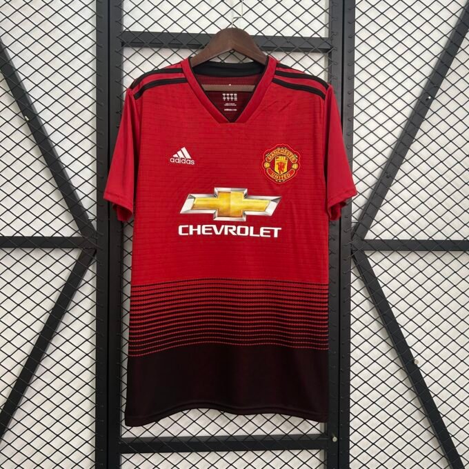 Retro Manchester United 18/19 | Official Football Jersey - Image 2