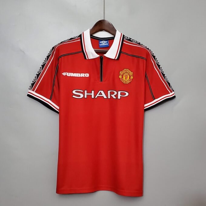 Retro Manchester United 98/99 | Official Football Jersey - Image 2