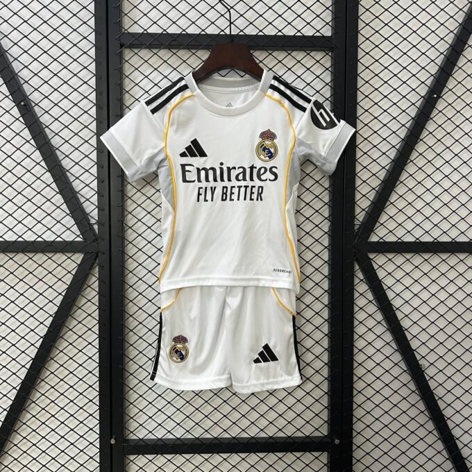Real Madrid Home Football Jersey 2025/2026