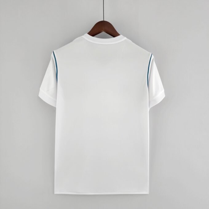 Retro Real Madrid 17/18 | Official Football Jersey - Image 2